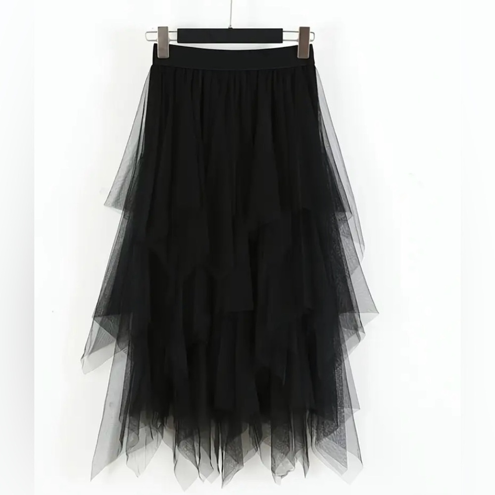 OSFM runs small Elegant Black Layered Tulle Skirt